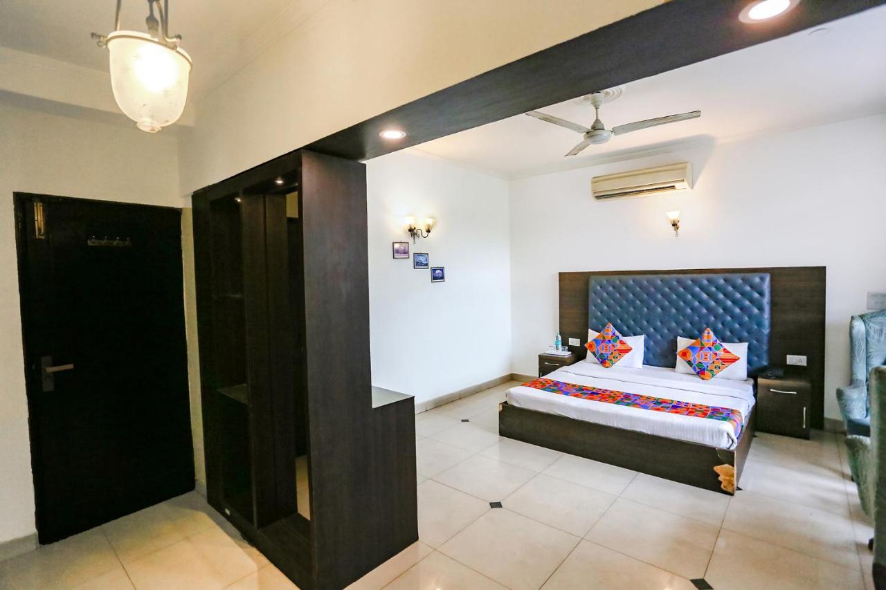 Fabexpress Lloyd House Hotel New Delhi Bagian luar foto