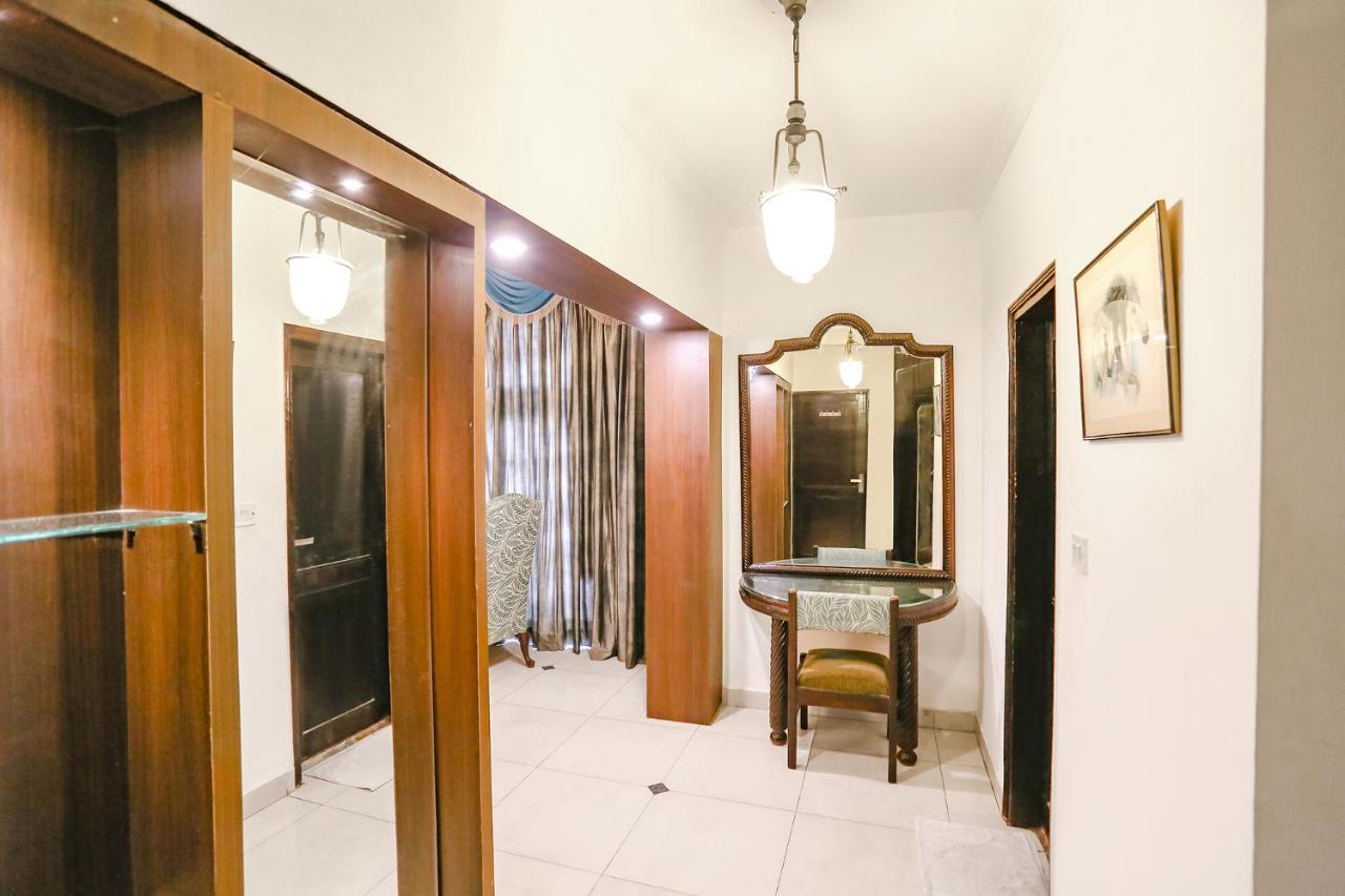 Fabexpress Lloyd House Hotel New Delhi Bagian luar foto