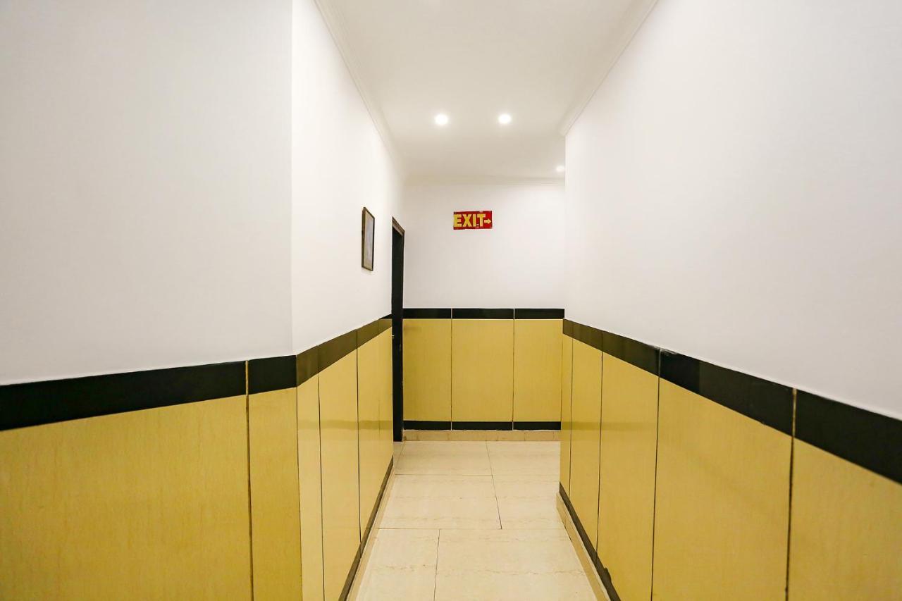 Fabexpress Lloyd House Hotel New Delhi Bagian luar foto