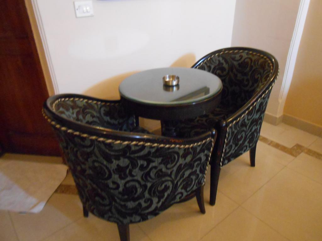 Fabexpress Lloyd House Hotel New Delhi Bagian luar foto