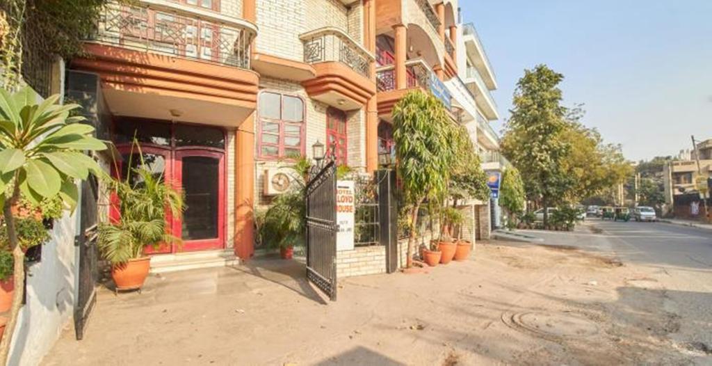 Fabexpress Lloyd House Hotel New Delhi Bagian luar foto