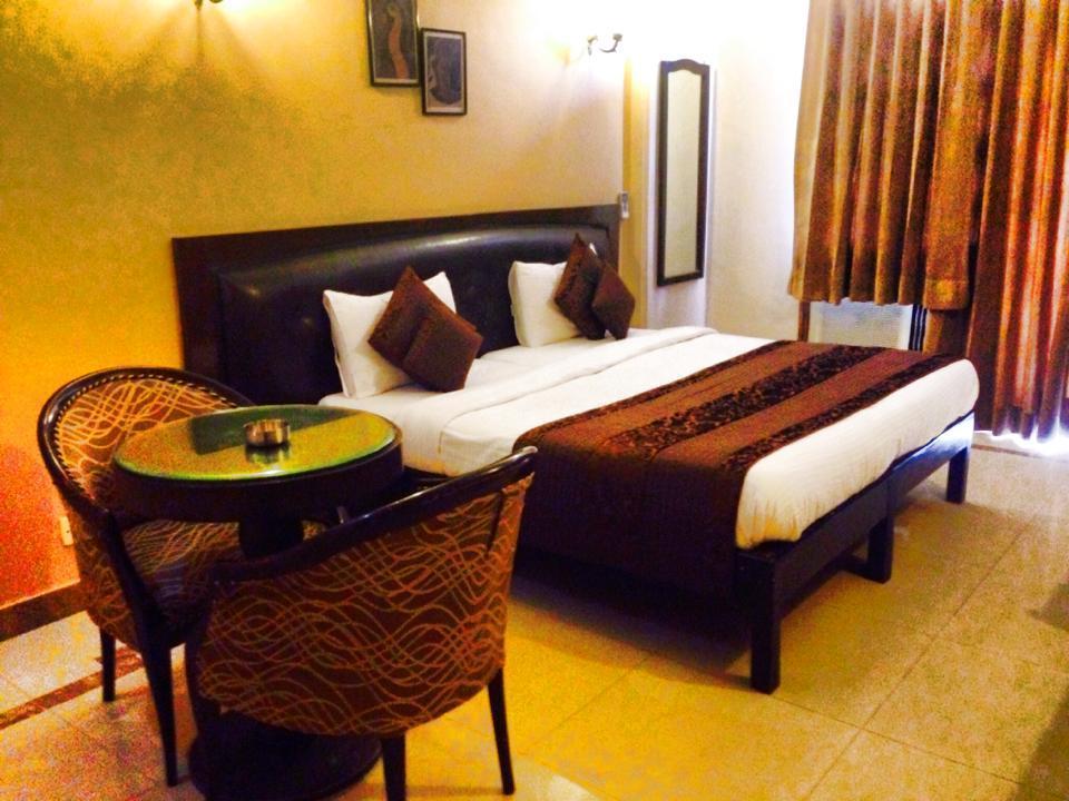 Fabexpress Lloyd House Hotel New Delhi Bagian luar foto